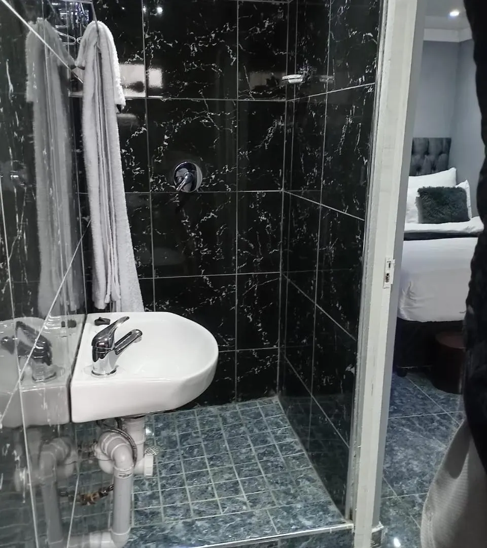 Ufc Guesthouse Bellville Ciudad del Cabo Sudáfrica